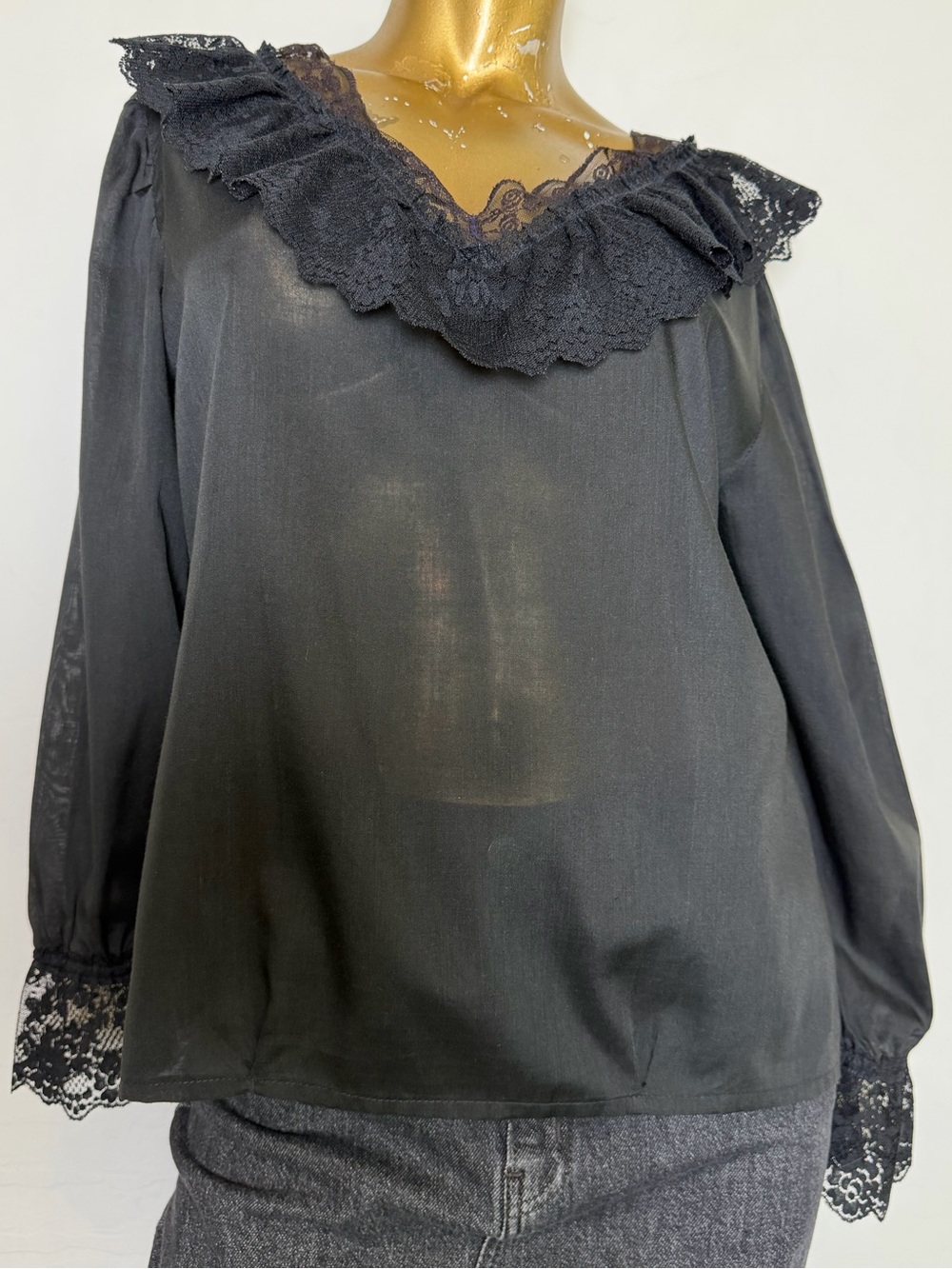 Vintage unbranded Black Prairie Lace Ruffle Blouse Romantic Goth Boho Top M/L